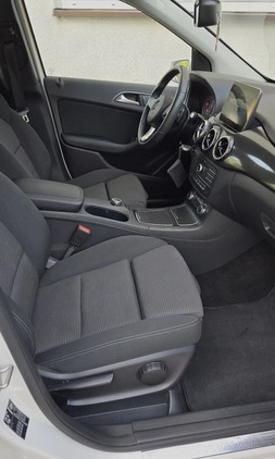 Mercedes-Benz Klasa B cena 69990 przebieg: 49730, rok produkcji 2018 z Sędziszów małe 191